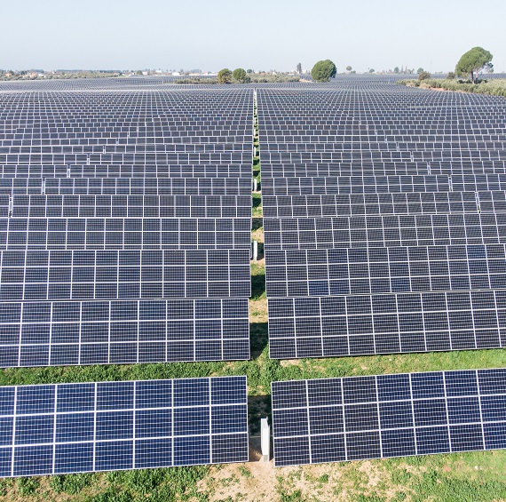 Gamesa Electric will supply 300 MW in photovoltaic stations for 6 Opdenergy projects in Spain